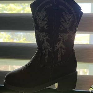 Kids cowboy boots